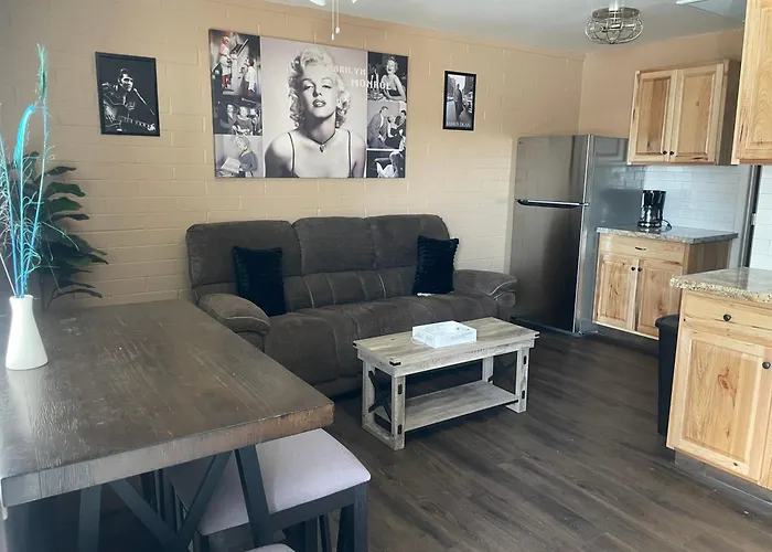 Apartment Couples Getaway Bullhead City